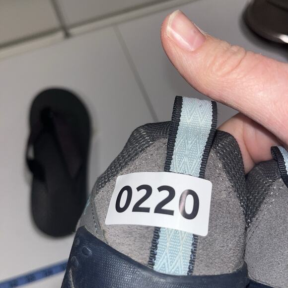 Merrell Women's Gray Blue Sneakers Hiking Shoes 7 Rugged Camping Outdoor - Picture 11 of 12